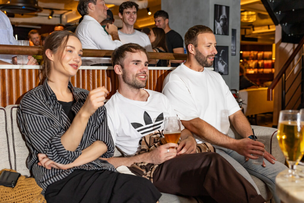 Indoor golf Manchester - book a bay with friends
